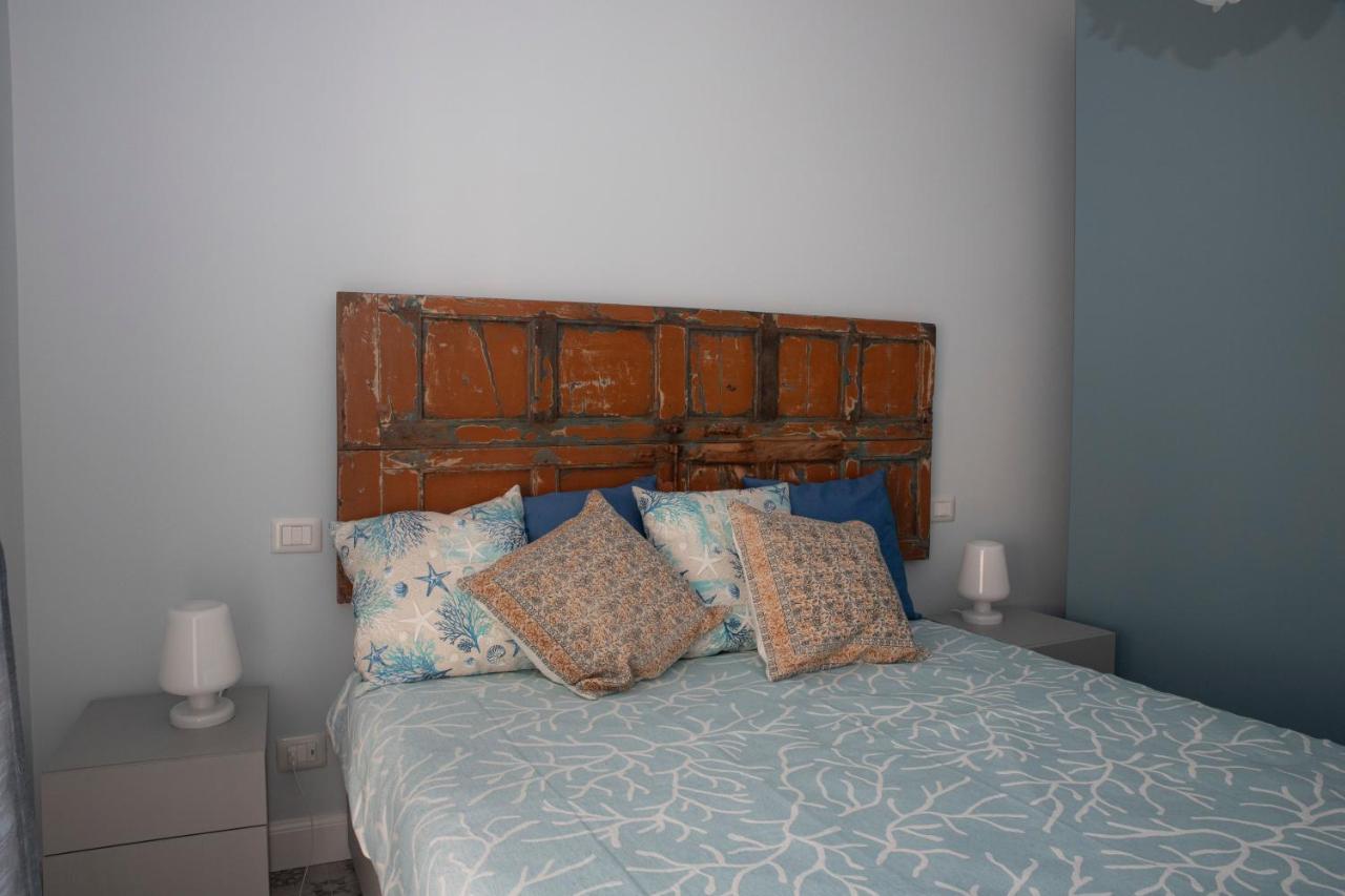 Sotto Il Faro Apartment ตอร์เรกันเน ภายนอก รูปภาพ