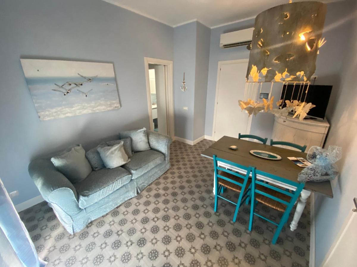 Sotto Il Faro Apartment ตอร์เรกันเน ภายนอก รูปภาพ